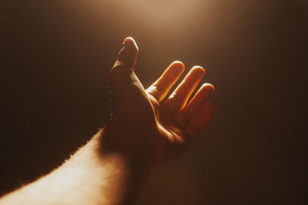 hand-4661763_1280 Pixabay
